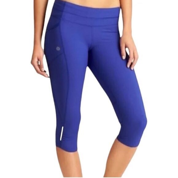 Womens ATHLETA Dobby Be Free Knicker Electric  Blue Crop Legging Capri Size XS. - Picture 2 of 8